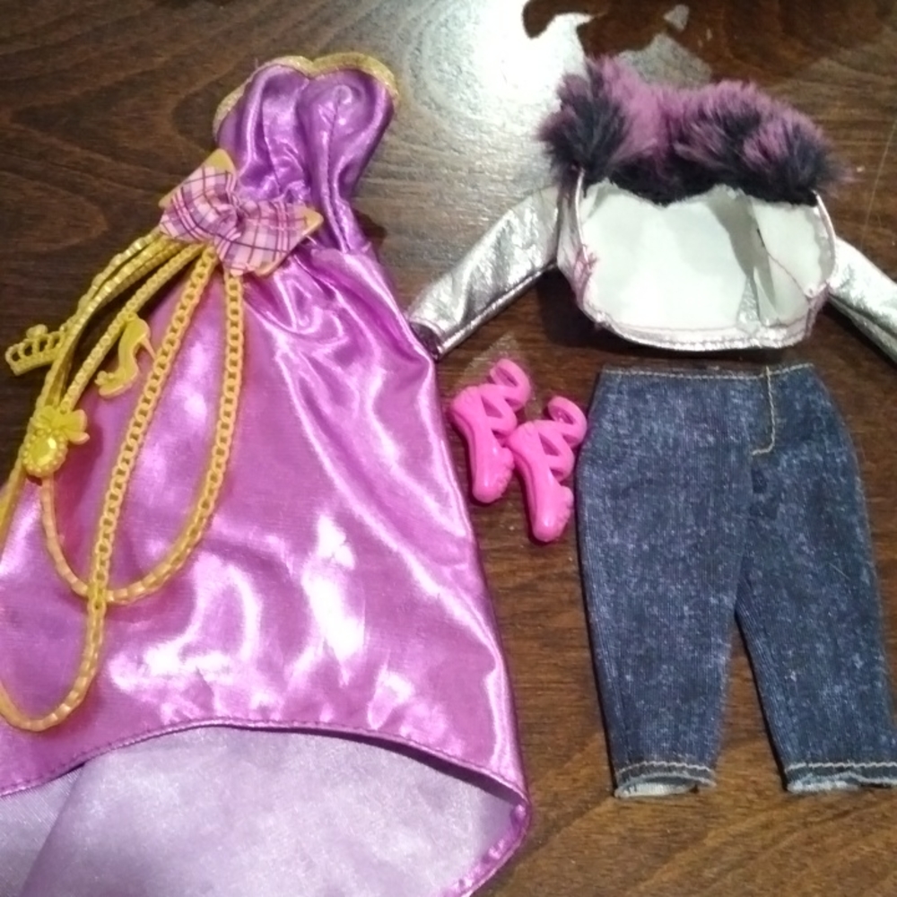 A bundle of random barbie cloths